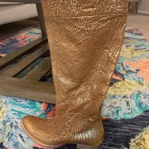 Gold Miu Miu stunning boots, used